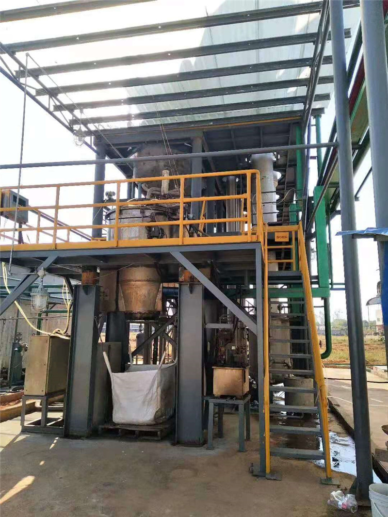 氯化鈉三效強制循環(huán)結晶蒸發(fā)器