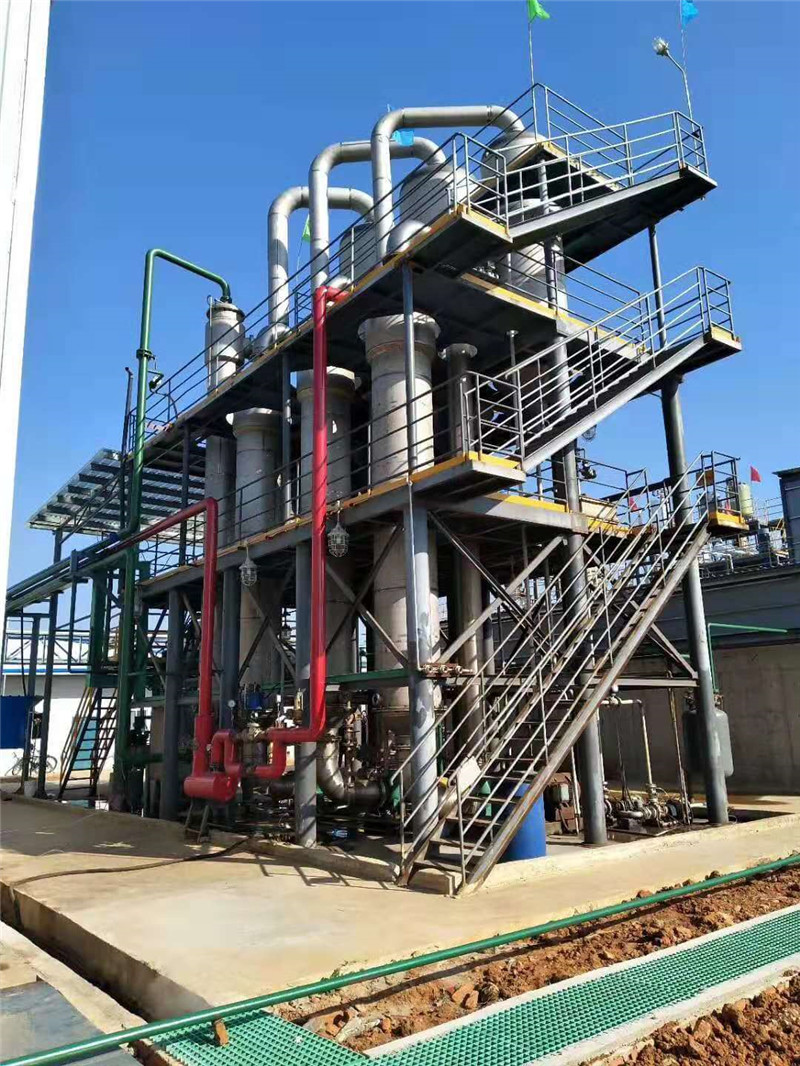 氯化鈉三效強制循環(huán)結晶蒸發(fā)器